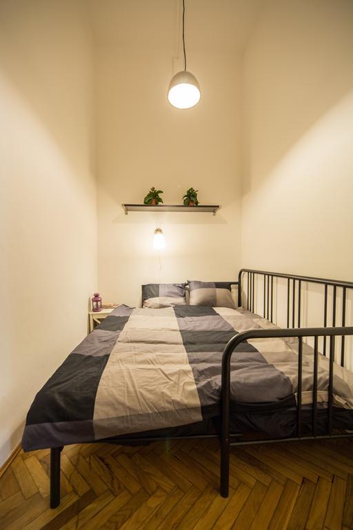 Logement Sous Le Chateau ブダペスト エクステリア 写真