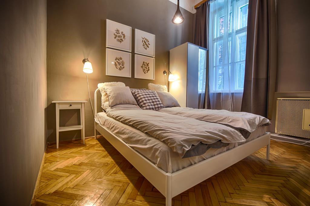 Logement Sous Le Chateau ブダペスト エクステリア 写真